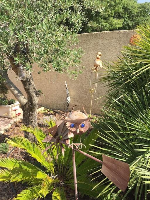 Au Pied Du Massif Des Costes Villa Pelissanne Ngoại thất bức ảnh
