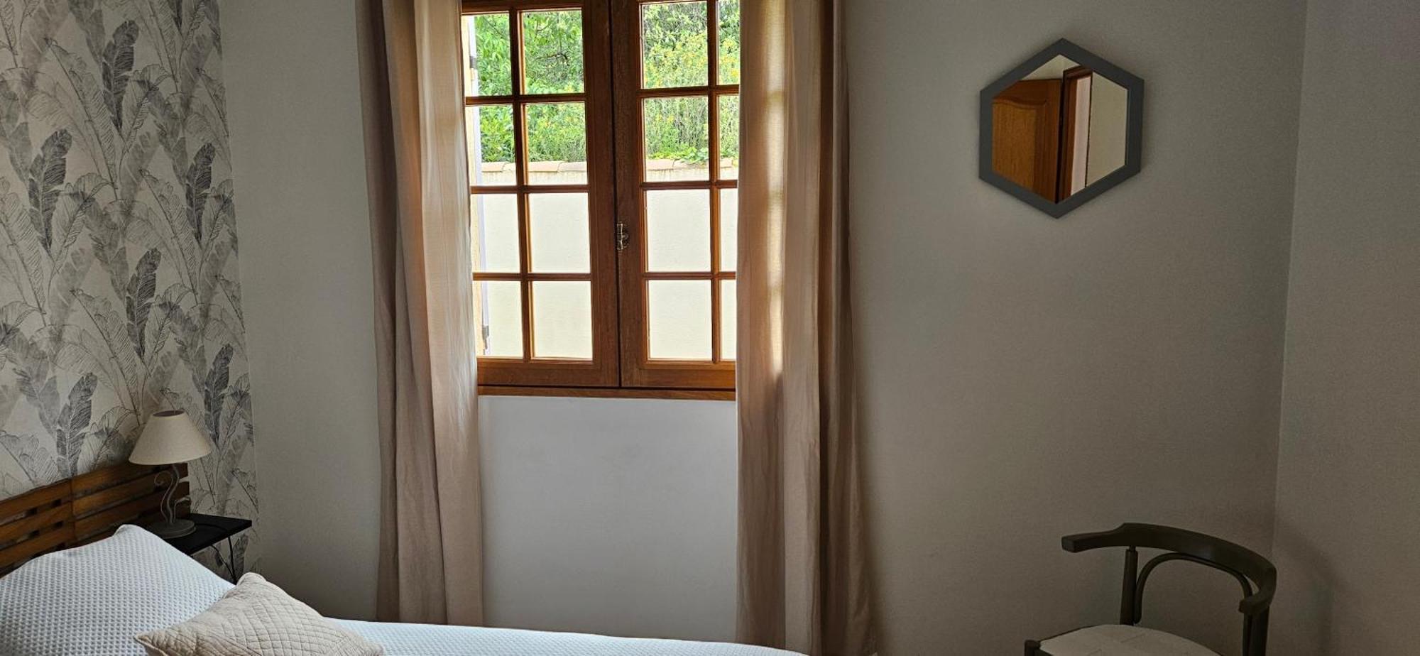 Au Pied Du Massif Des Costes Villa Pelissanne Ngoại thất bức ảnh